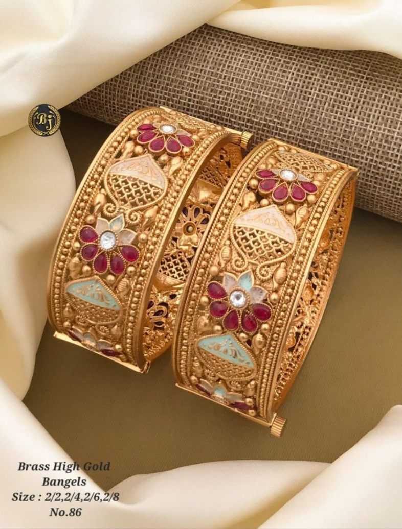 YNF BRASS R49 WOMEN JEWELLERY WHOLESALE ANTIQUE BAMGLES MANUFACTURER