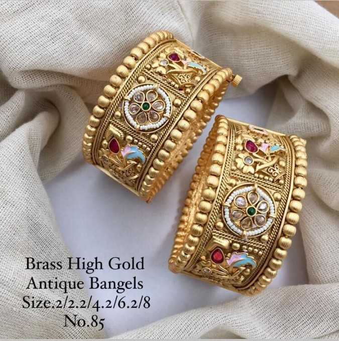 YNF BRASS R55 WOMEN JEWELLERY WHOLESALE ANTIQUE BAMGLES MANUFACTURER