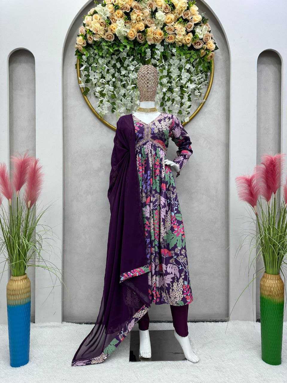 YNF MASLIN RIN169 -5604 SUIT WHOLESALE LADIES,ALIA CUT,PRINTED SUIT MANUFACTURER