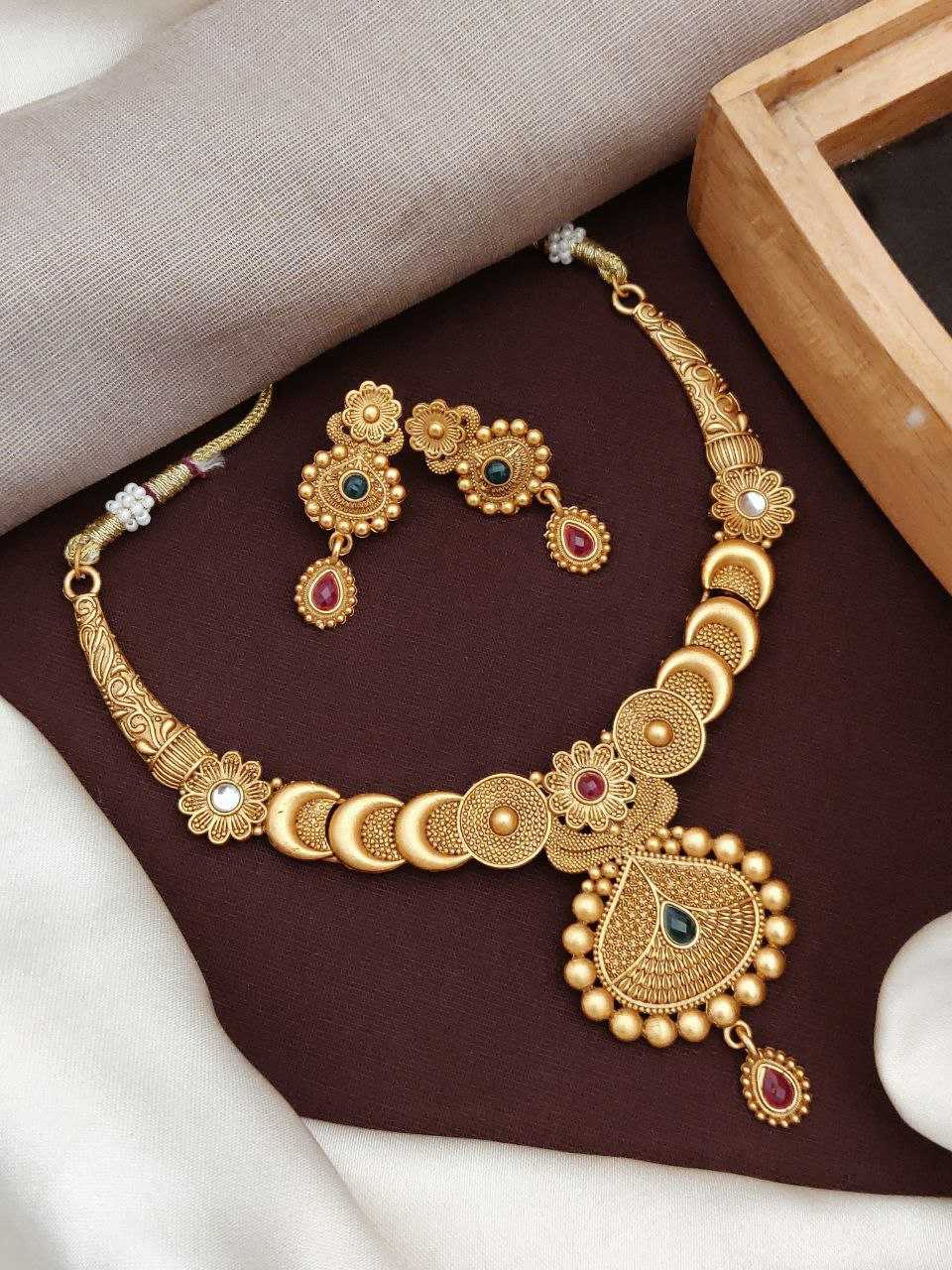 YNF BRASS KESH193 ROR61 D WOMENS JEWELLERY WHOLESALE RAJWADI NECKLACES SET GOLDEN NECKLACE SET MANUFACTURER