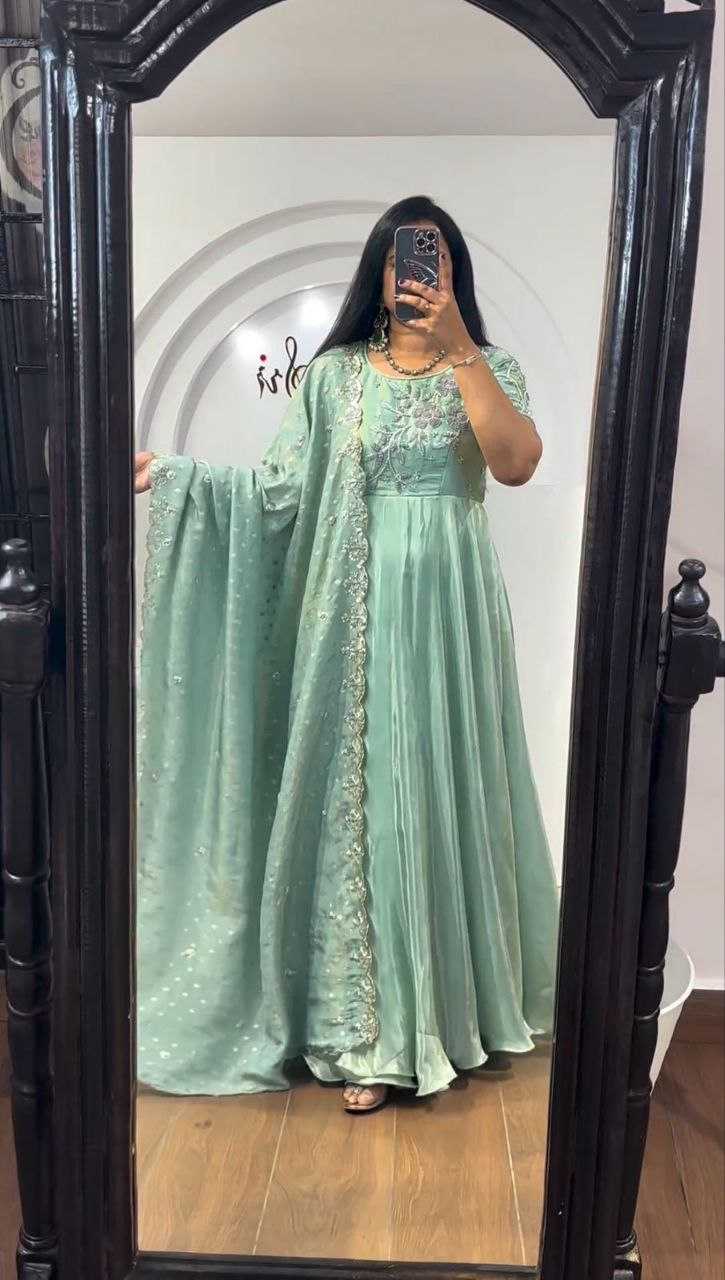 YNF CHINON RIN197 Starfish GOWNS WHOLESALE EMBROIDERED ANARKALI LONG WORK GOWNS MANUFACTURER