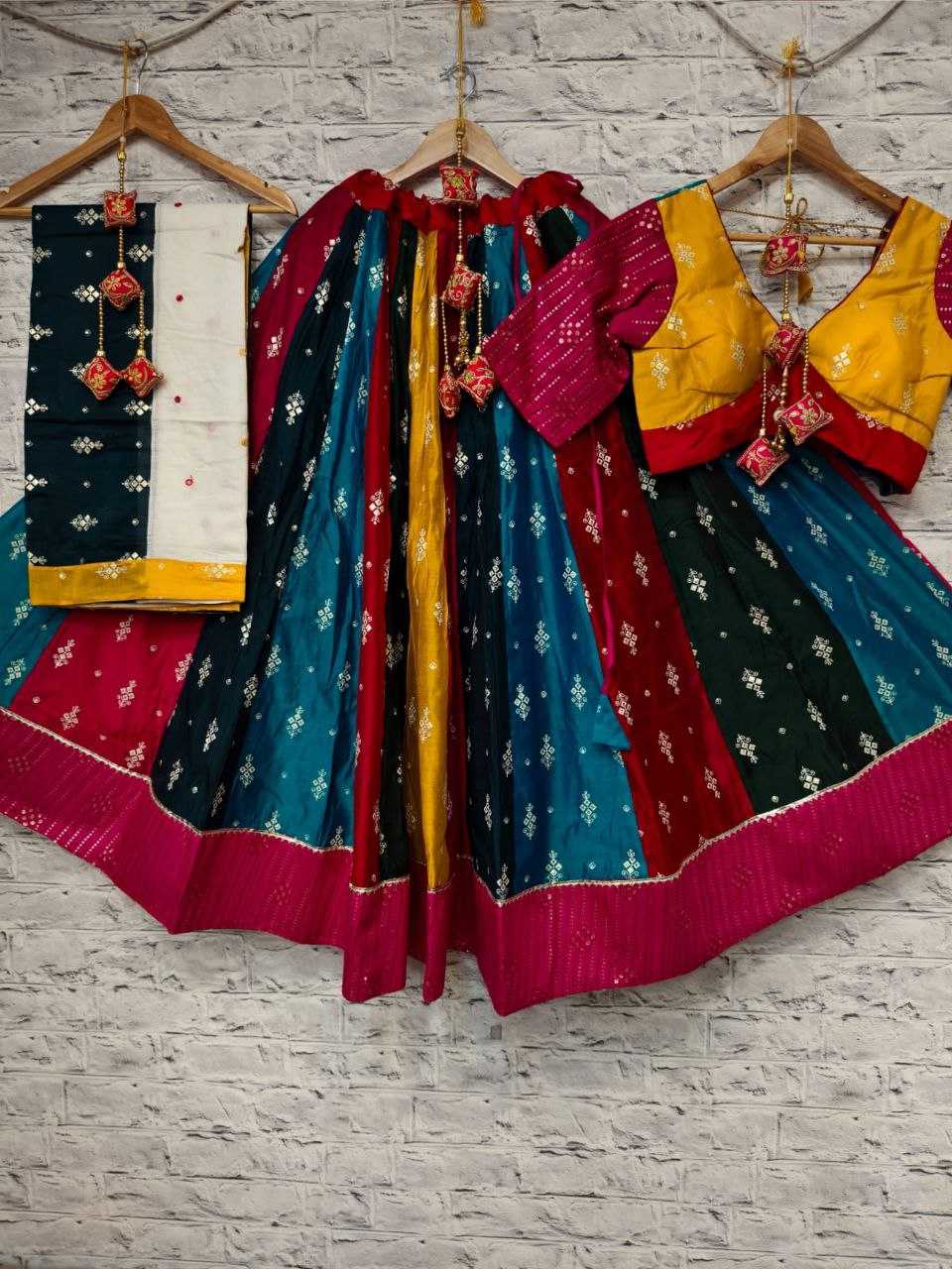 YNF COTTON KESH179 AHB64 LEHENGAS WHOLESALE TRADITIONAL CHANIYA CHOLI LEHENGA WITH DUPATTA MIRROR WORK LEHENGA WITH BLOUSE MANUFACTURER