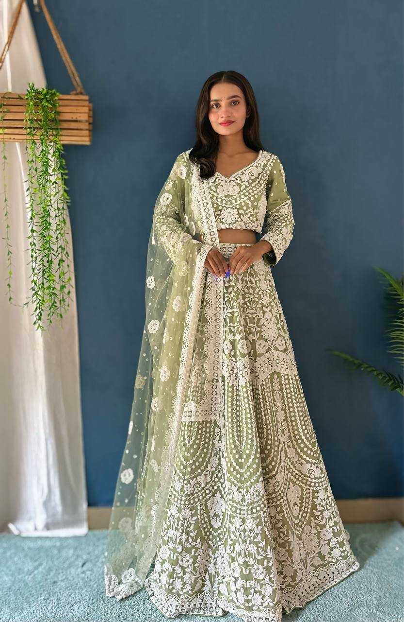 YNF NET RIN114 5055 LEHENGAS WHOLESALE DESIGENR DESIGNER WEDDING NET FANCY EMBROIDERED MEHENDI OUTFITS LEHENGAS MANUFACTURER - Deevit International