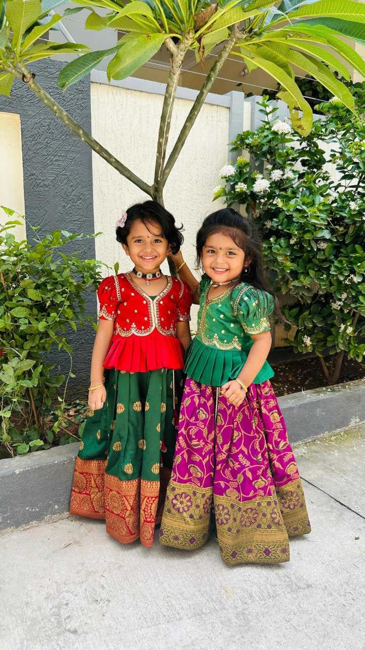 YNF BANGLORI SILK KESH109 RRKT87 KIDS WEAR WHOLESALE KIDS GOWNS MANUFACTURER - Deevit International