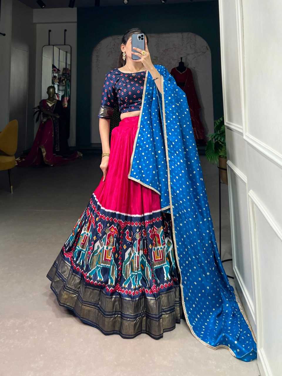 YNF DOLA SILK KESH134 1623 LEHENGAS WHOLESALE SILK TRADITIONAL PRINTED LEHENGAS MANUFACTURER - Deevit International