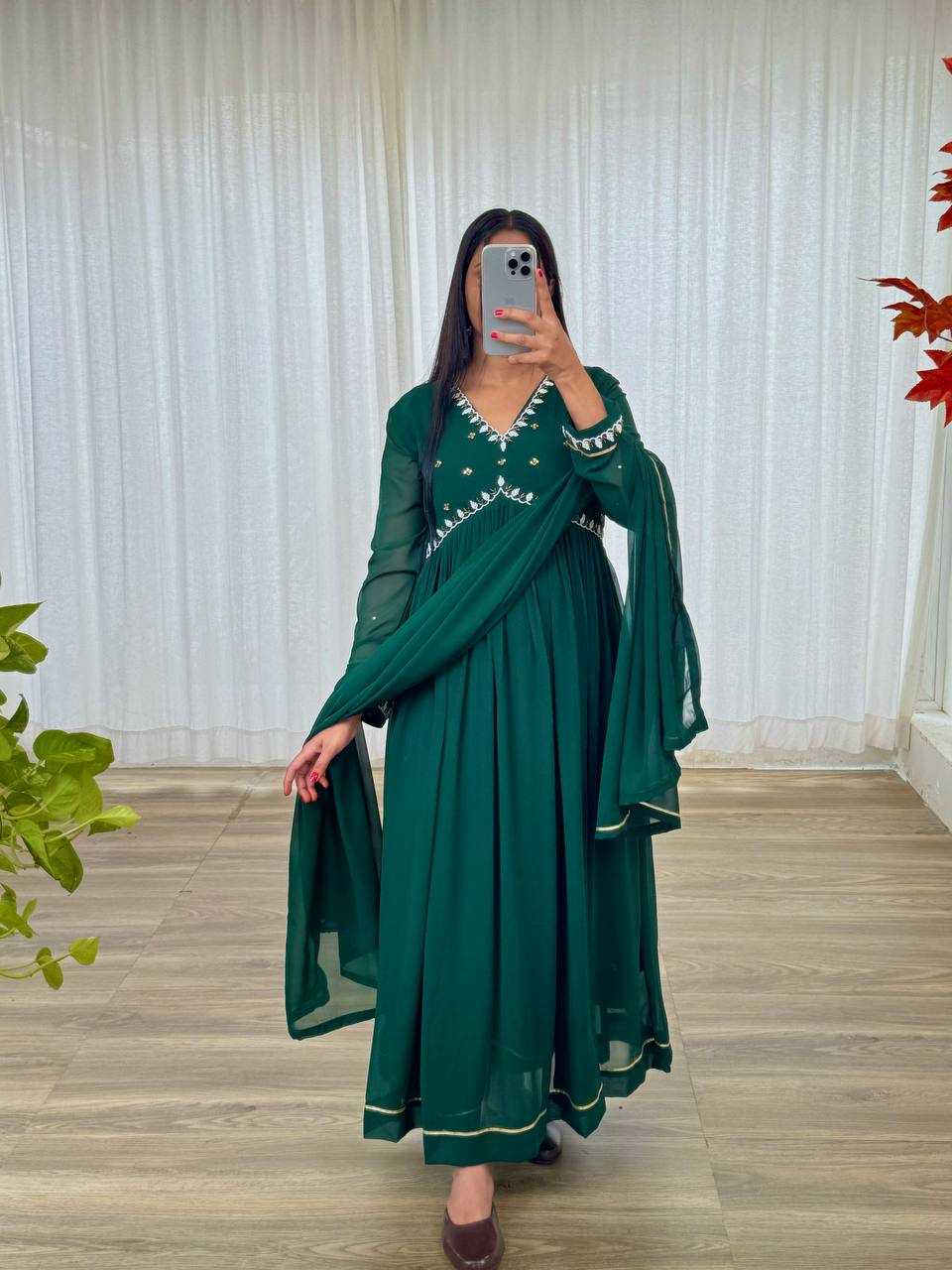 YNF FAUX GEORGETTE KESH240 409 GOWNS WHOLESALE GREEN ANARAKLI FULL SLEEVE WEDDING GEORGETTE GOWNS MANUFACTURER - Deevit International