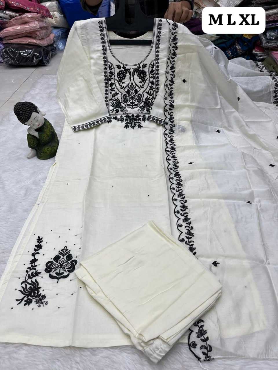 YNF HEAVY ROMAN SILK KESH258 VDA06 SUITS & DRESSES WHOLESALE EMBROIDEREY WEDDING LADIES SILK SUITS MANUFACTURE - Deevit International