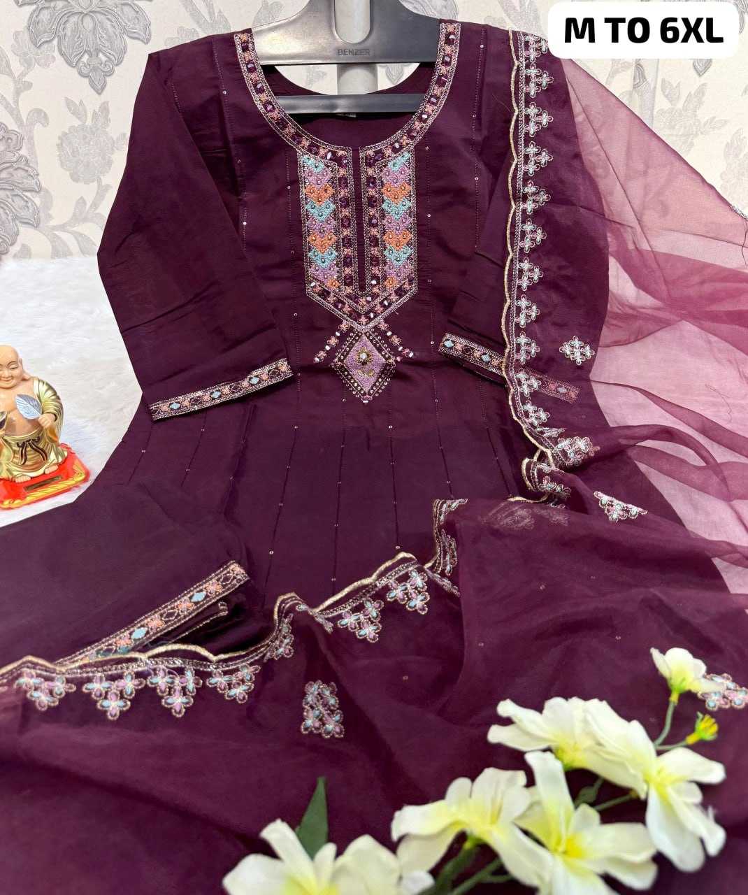 YNF MUSLIN KESH256 RNF02 SUITS & DRESSES WHOLESALE EMBROIDERY LADIES SEMI STITCH SUITS MANUFACTURE - Deevit International