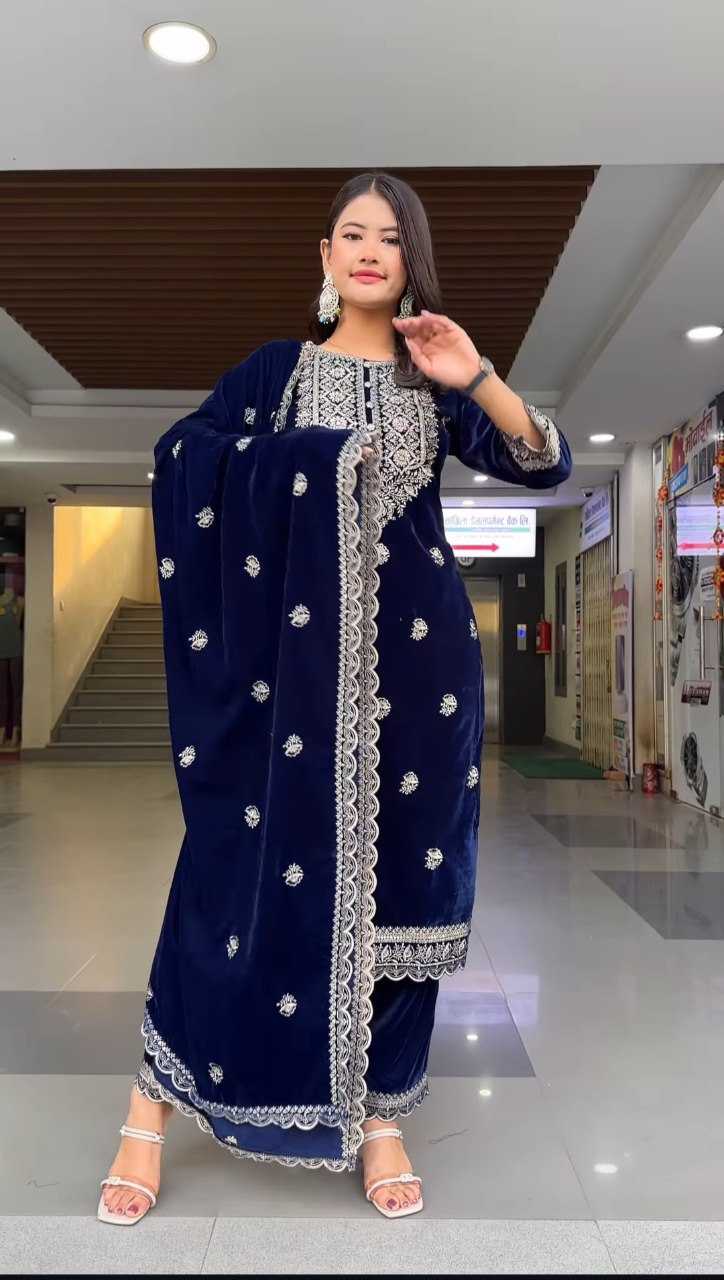 YNF VELVET KESH164 G79 SUITS & DRESSES WHOLESALE EMBROPIDERY VELVET WEDDING BLUE SUITS MANUFACTURE - Deevit International