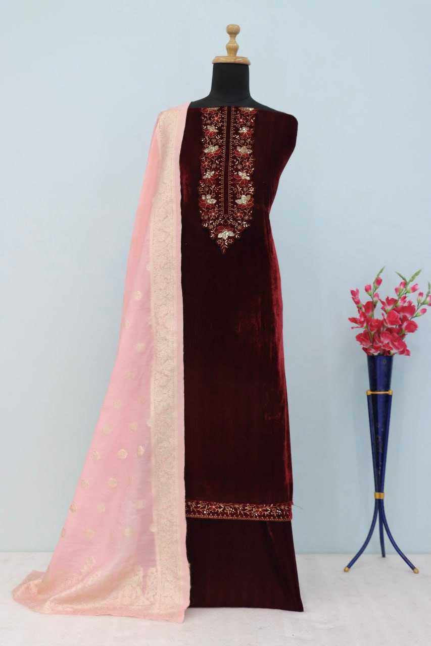 YNF VELVET RIN131 51001 SUITS & DRESSES WHOLESALE SEMI STITCHED EMBROIDERED WEDDING SUITS MANUFACTURER - Deevit International