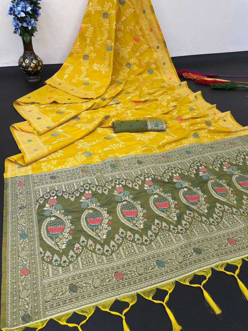 YNF HANDLOOM SILK RVR 04 SILK SAREES WHOLESALE SOFT SILK HANDLOOM TRADITIONAL SAREES MANUFACTURER