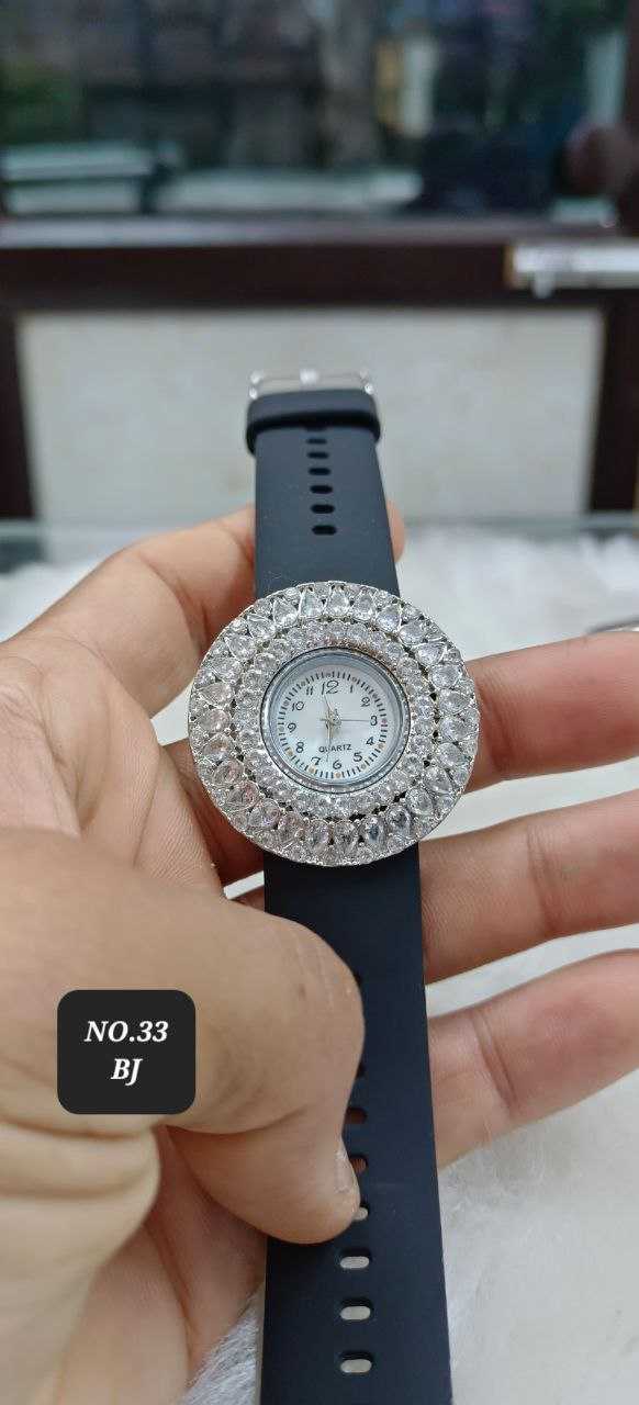 YNF V1 WOMEN JEWELLERY WHOLESALE FANCY DESIGNER WATCHES MANUFACTURER