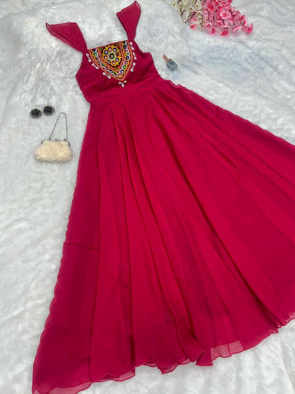 YNF GEORGETTE KESH154 1124 GOWNS WHOLESALE FANCY LONG NAVRATRI GOWNS MANUFACTURER