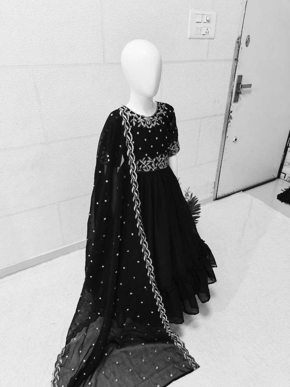 YNF GEORGETTE KESH168 MNT19 KIDS WEAR WHOLESALE KIDS GOWNS KIDS ETHNIC GOWNS KIDS TRADITIONAL WEAR KIDS FESTIVE WEAR MANUFACTURER