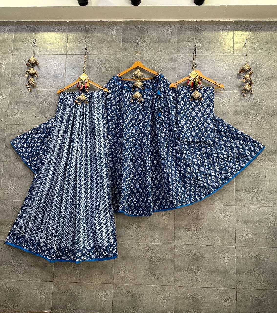 YNF COTTON CAMBRIC KESH179 AHB68 LEHENGAS WHOLESALE PRINTED CHANIYA CHOLI SIMPLE LEHENGAS MANUFACTURER