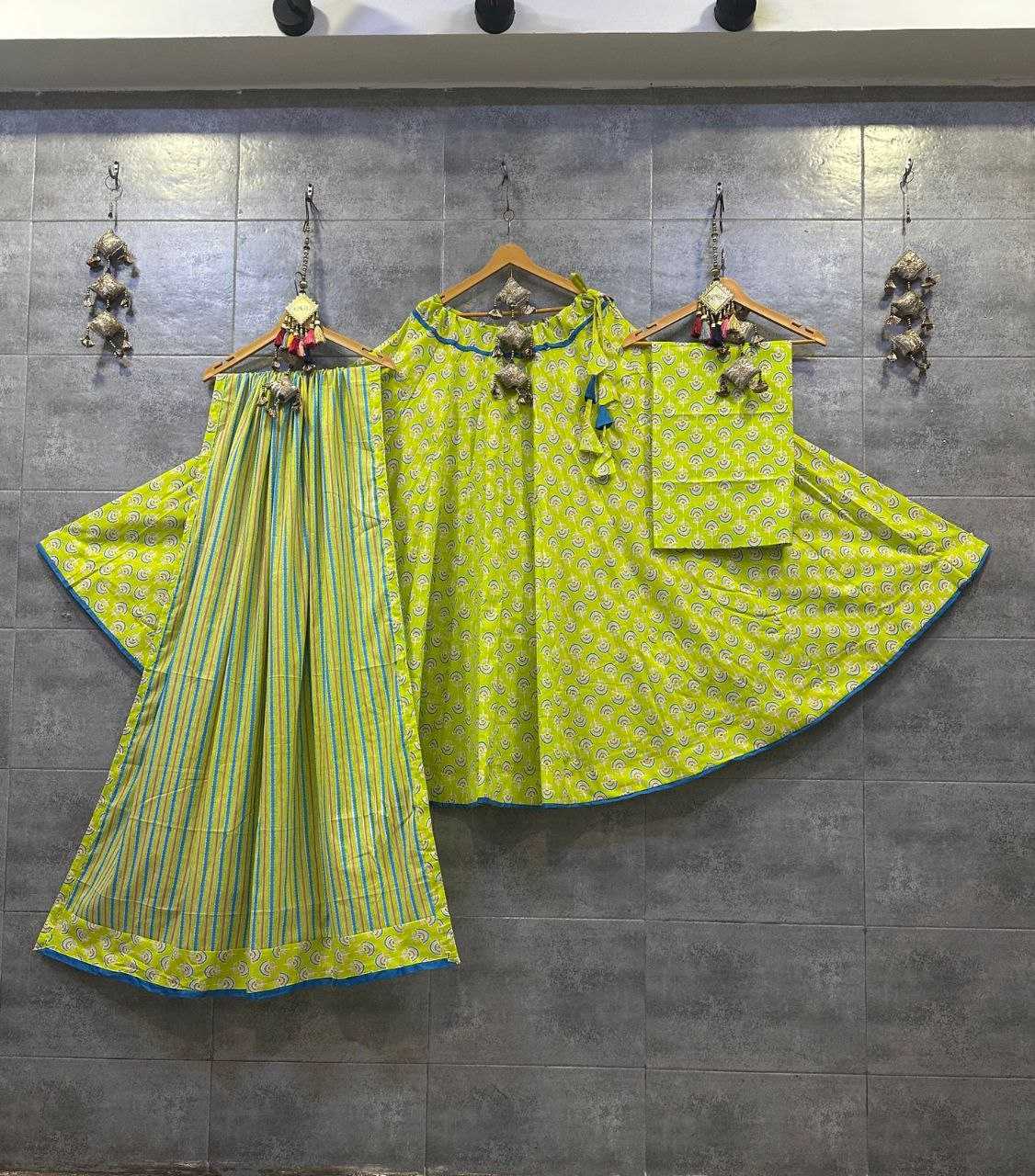 YNF COTTON CAMBRIC KESH179 AHB68 LEHENGAS WHOLESALE PRINTED CHANIYA CHOLI SIMPLE LEHENGAS MANUFACTURER