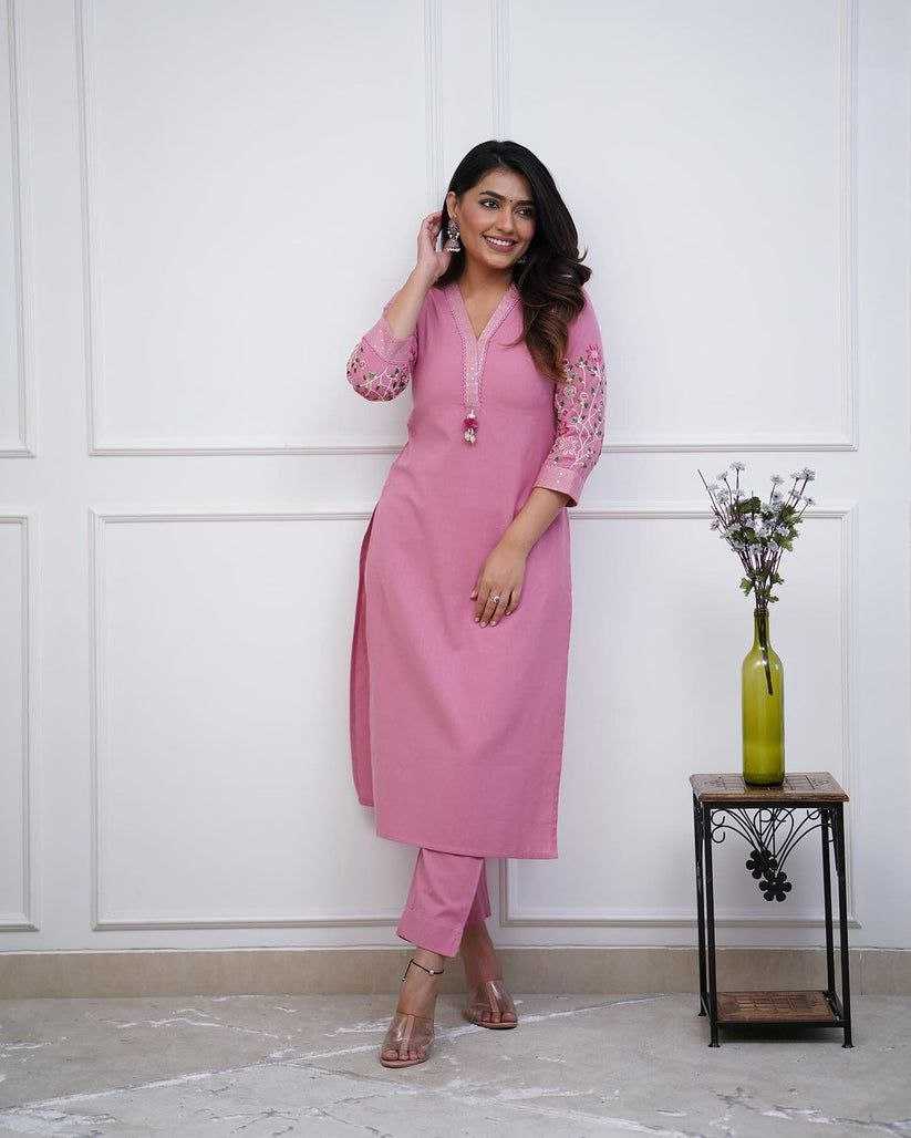 YNF RAYON RIN201 RRD26 KURTIS WHOLESALE FESTIVE RAYON KURTIS WITH BOTTOM FANCY EMBROIDERED V-NECK KURTIS MANUFACTURER