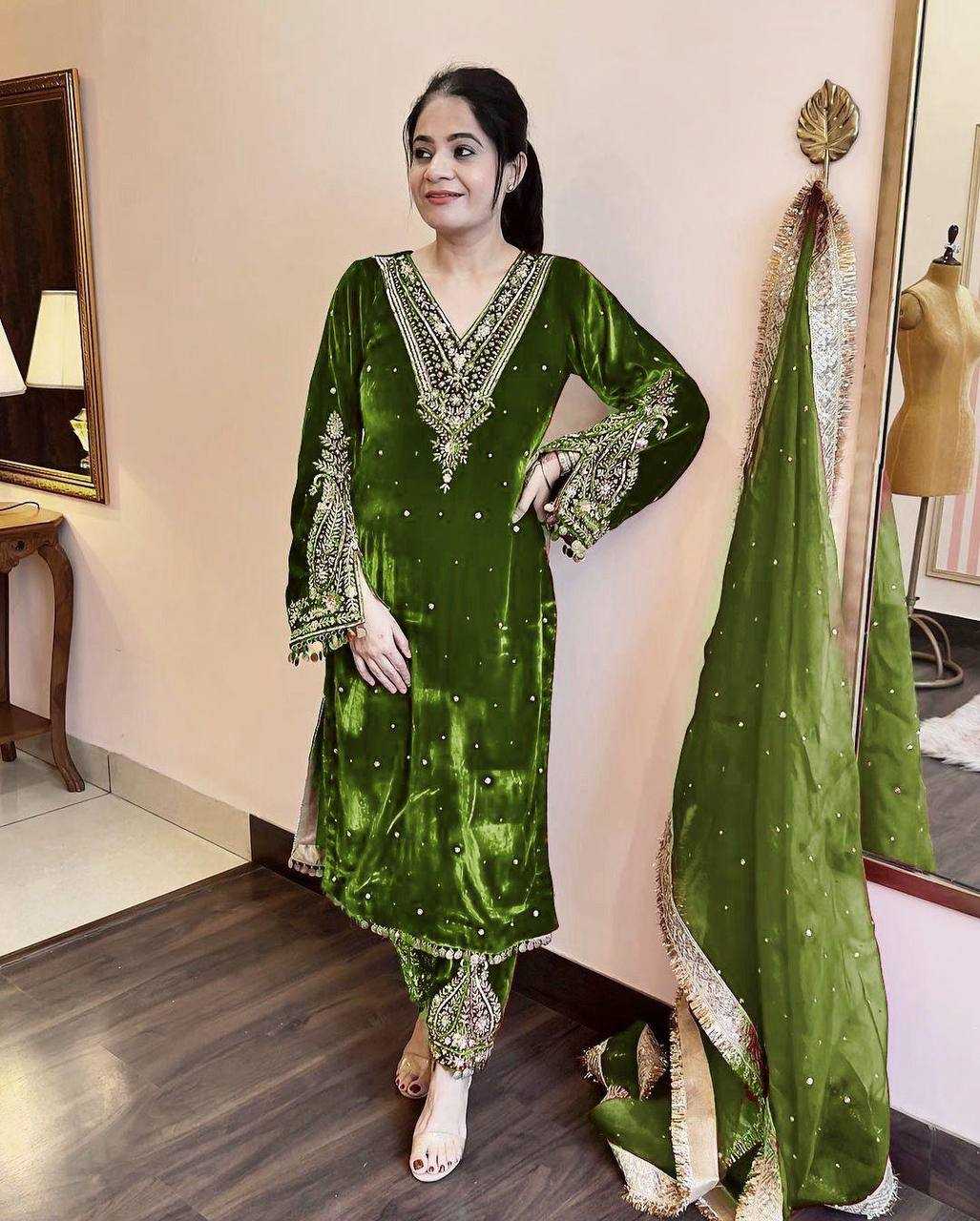 YNF VELVET KESH149 1158 SUITS & DRESSES WHOLESALE KASHMIRI VELVET EMBROIDERED PALAZZO LADIES SILK SUITS MANUFACTURER