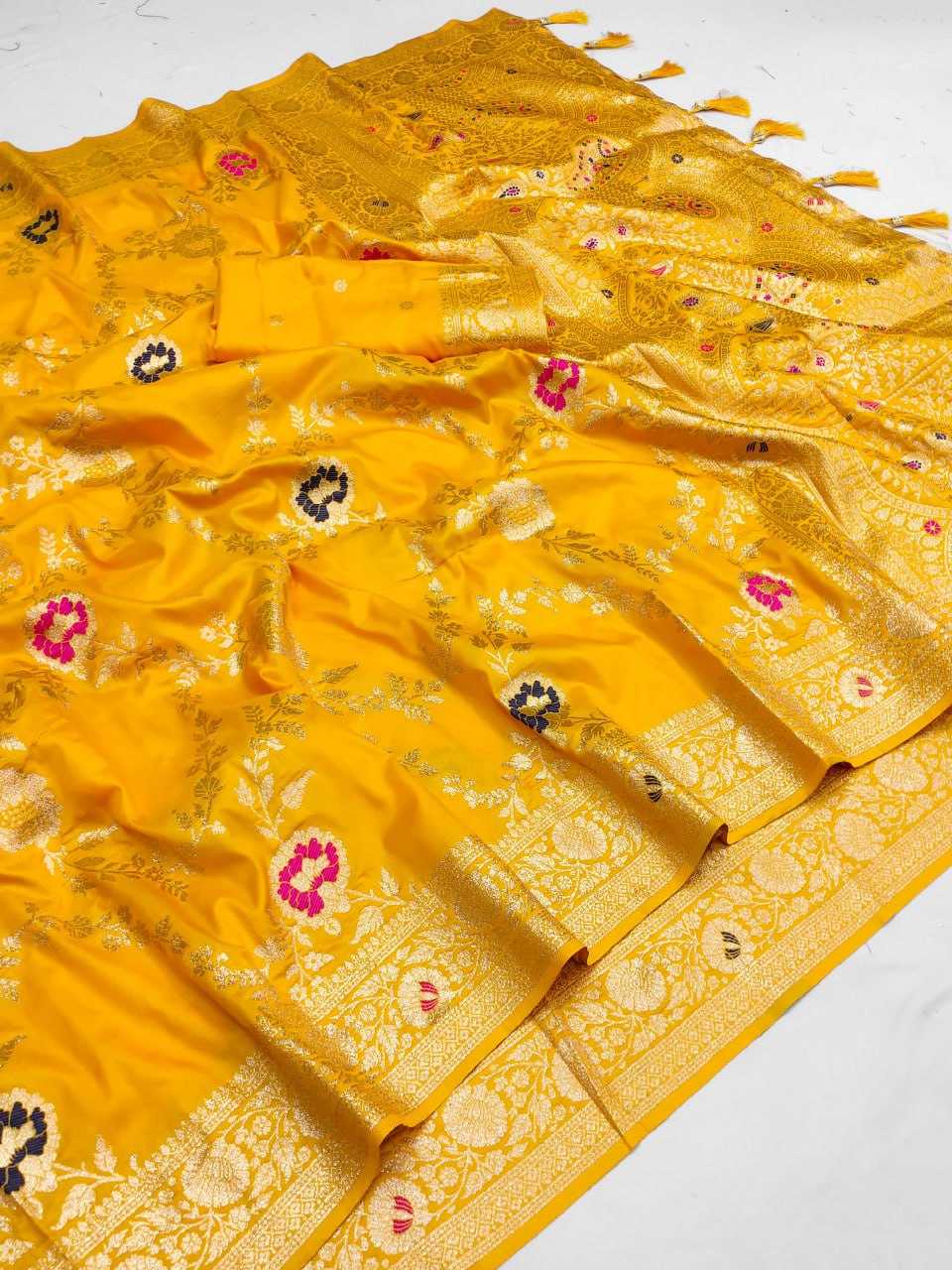 YNF BANARASI SOFT SILKRIN150 Banarasi-1 SILK SAEES WHOLESALE TRADITIONAL BANARASI SOFT SILK SAREES FOR WEDDING MANUFACTURER - Deevit International