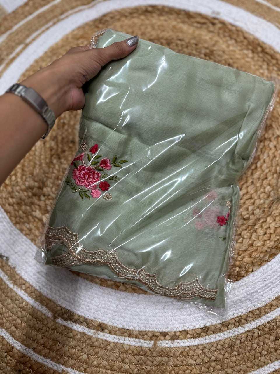 YNF CHIFFON RIN104 APE156 SAREES WHOLESALE CHIFFON EMBROIDERED CUTWORK SAREES MANUFACTURER  - Deevit International