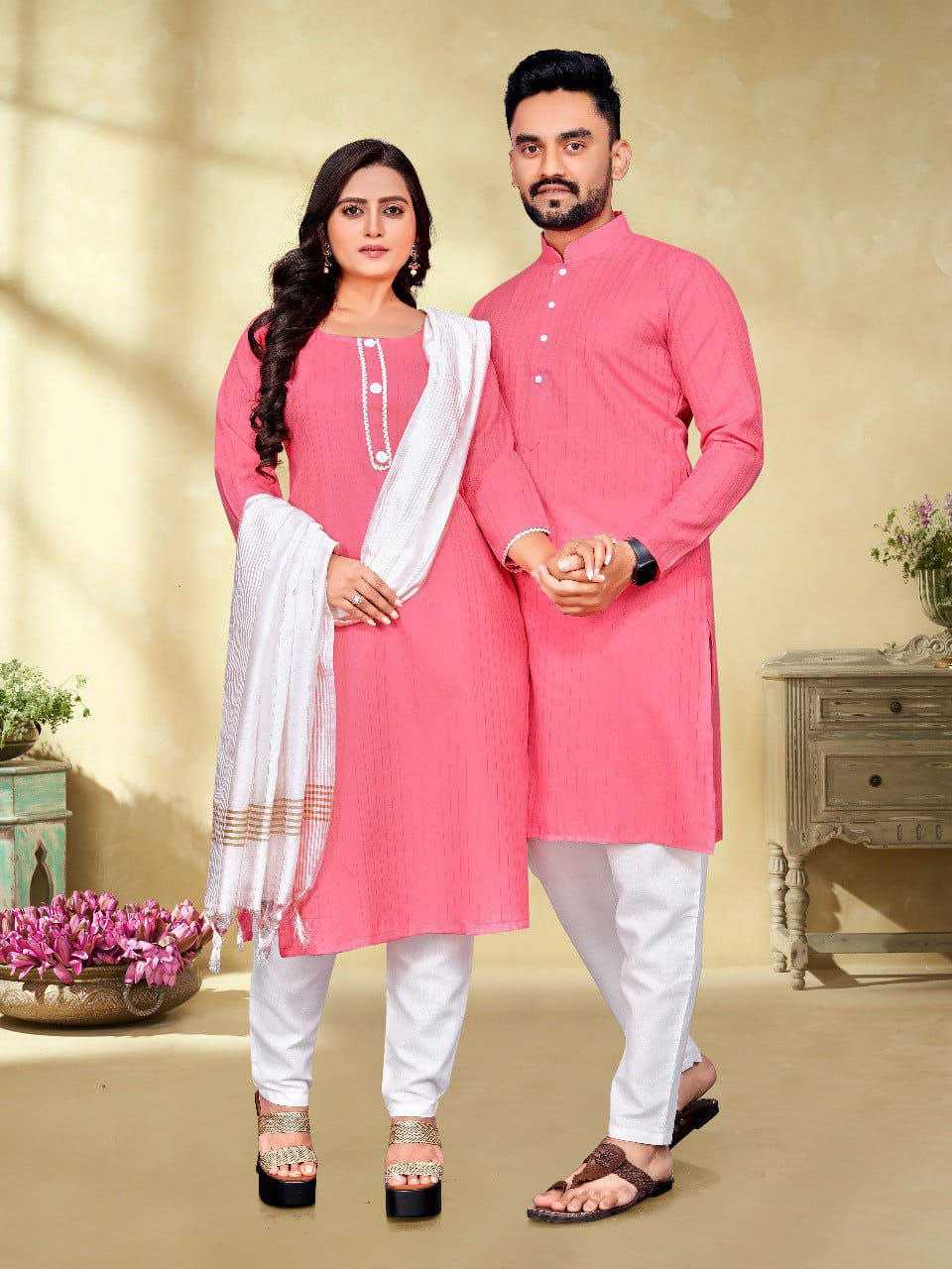 YNF COTTON RIN173 SNX01 COUPLE WEAR WHOLESALE MENS KURTA PAYJAM & FEMALE KURTIS BOTTOM MANUFACTURER - Deevit International