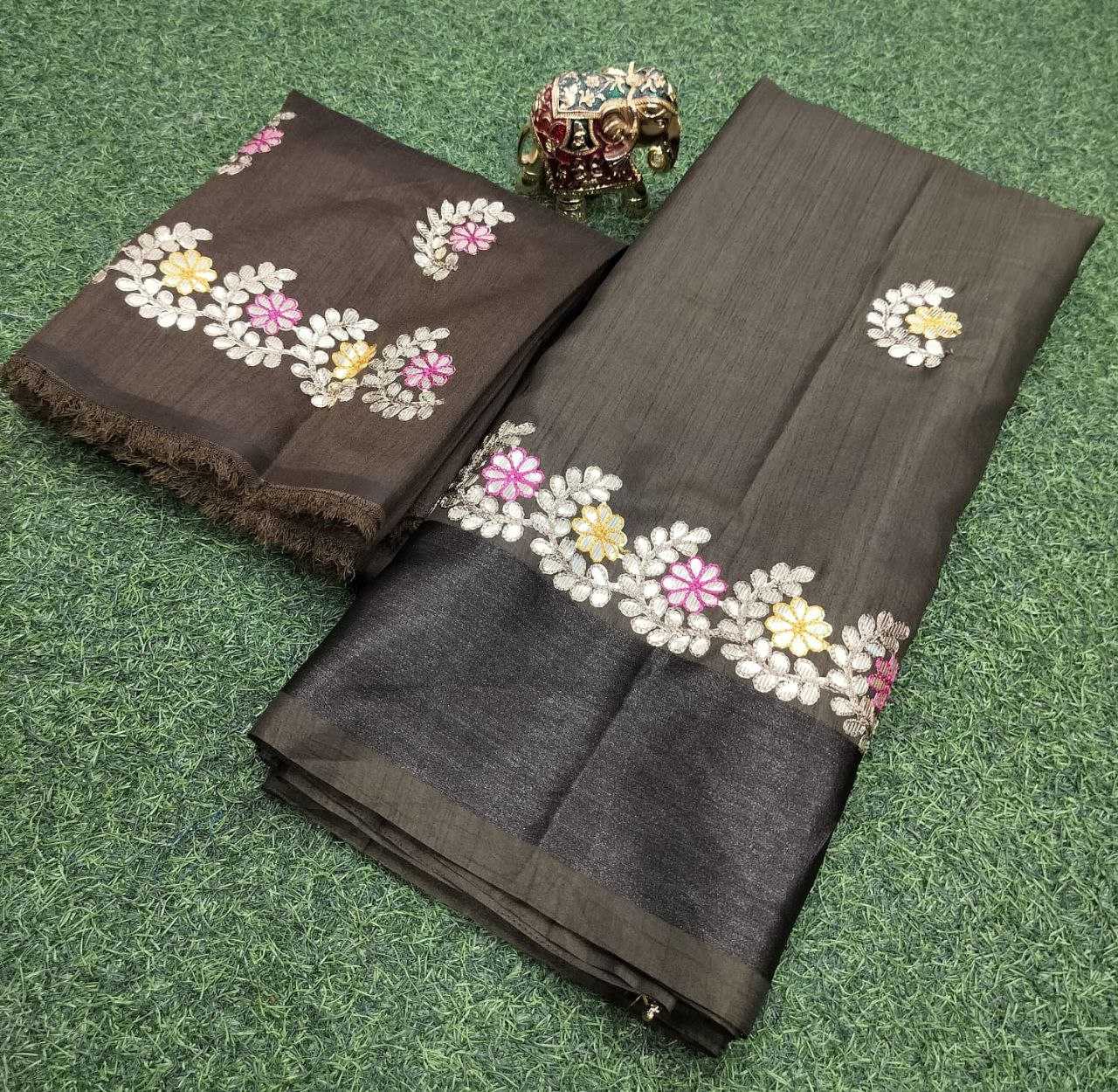 YNF DOLA SILK KESH179 AHB107 SILK SAREES WHOLESALE DOLA SILK ZARI BORDERED SILK MAROON SILK SAREES MANUFACTURER - Deevit International