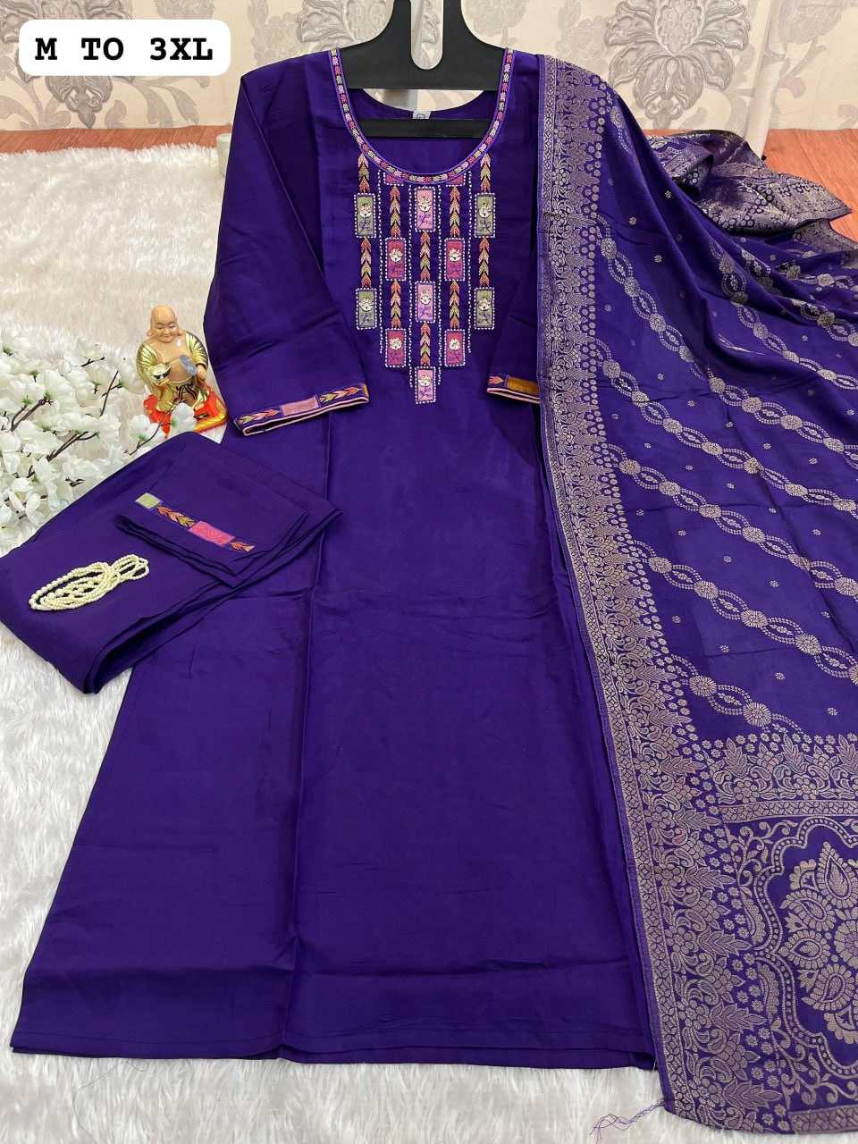 YNF MUSLIN KESH256 RNF12 SUITS & DRESSES WHOLESALE DESIGNER SUIT WEDDING LADIES SILK SUITS MANUFACTURE - Deevit International