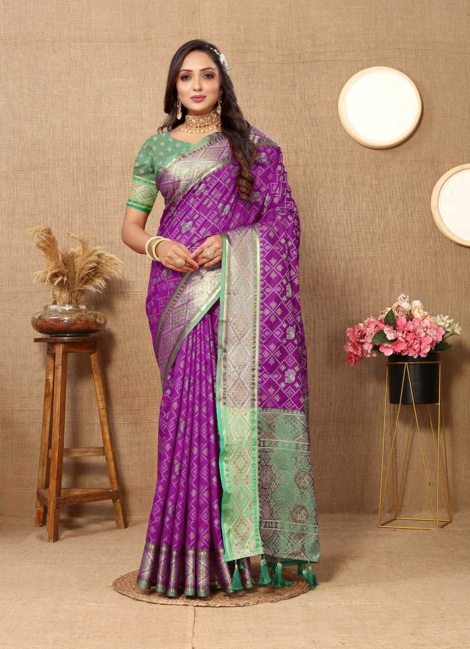 YNF PATOLA SILK RIN150 Patola SILK SAREES WHOLESALE PATOLA ZARI BORDER PRINTED SILK SAREES MANUFACTURER - Deevit International