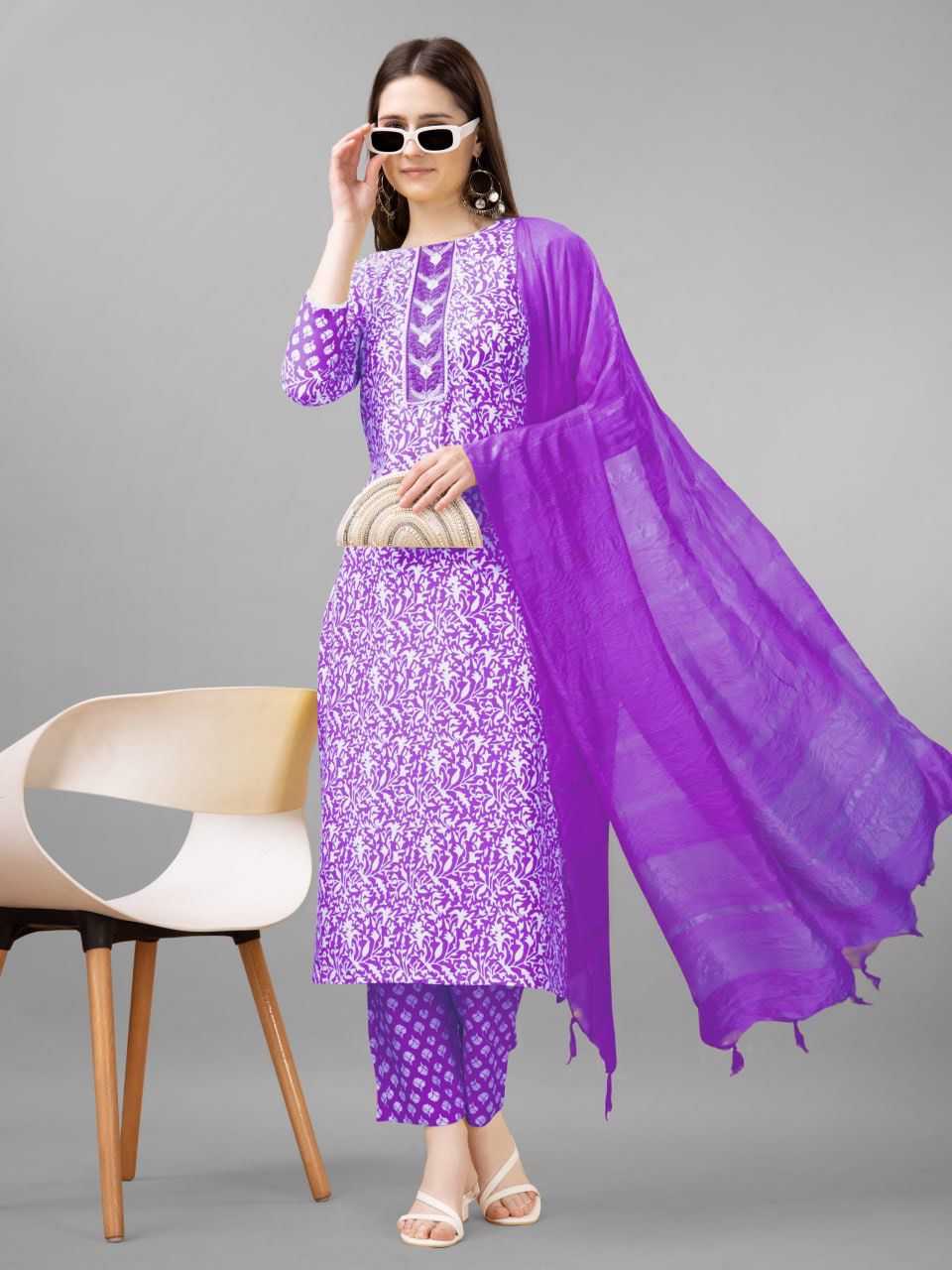 YNF RAYON KESH252 PIC01 SUITS & DRESSES WHOLESALE PRINTED LONG KURTI COTTON SUITS MANUFACTURER - Deevit International