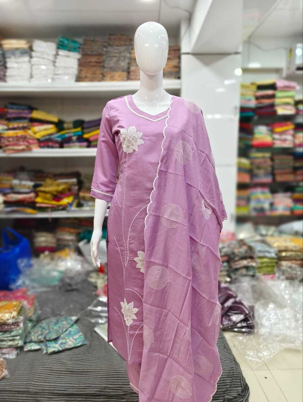 YNF ROMAN SILK KESH257 TAC08 SUITS & DRESSES WHOLESALE DESIGNER WEDDING LADIES LONG SILK SUITS MANUFACTURE - Deevit International