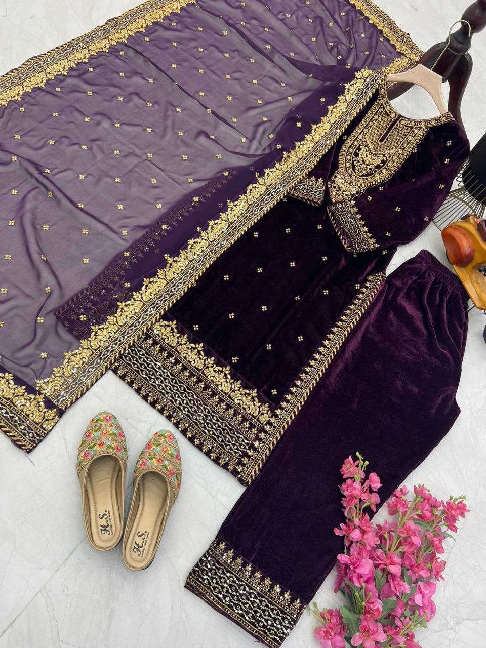 YNF VELVET KESH158 6002 SUITS & DRESSES WHOLESALE EMBROPIDERY VELVET PARTY WEAR LONG KURTI SUITS MANUFACTURE - Deevit International