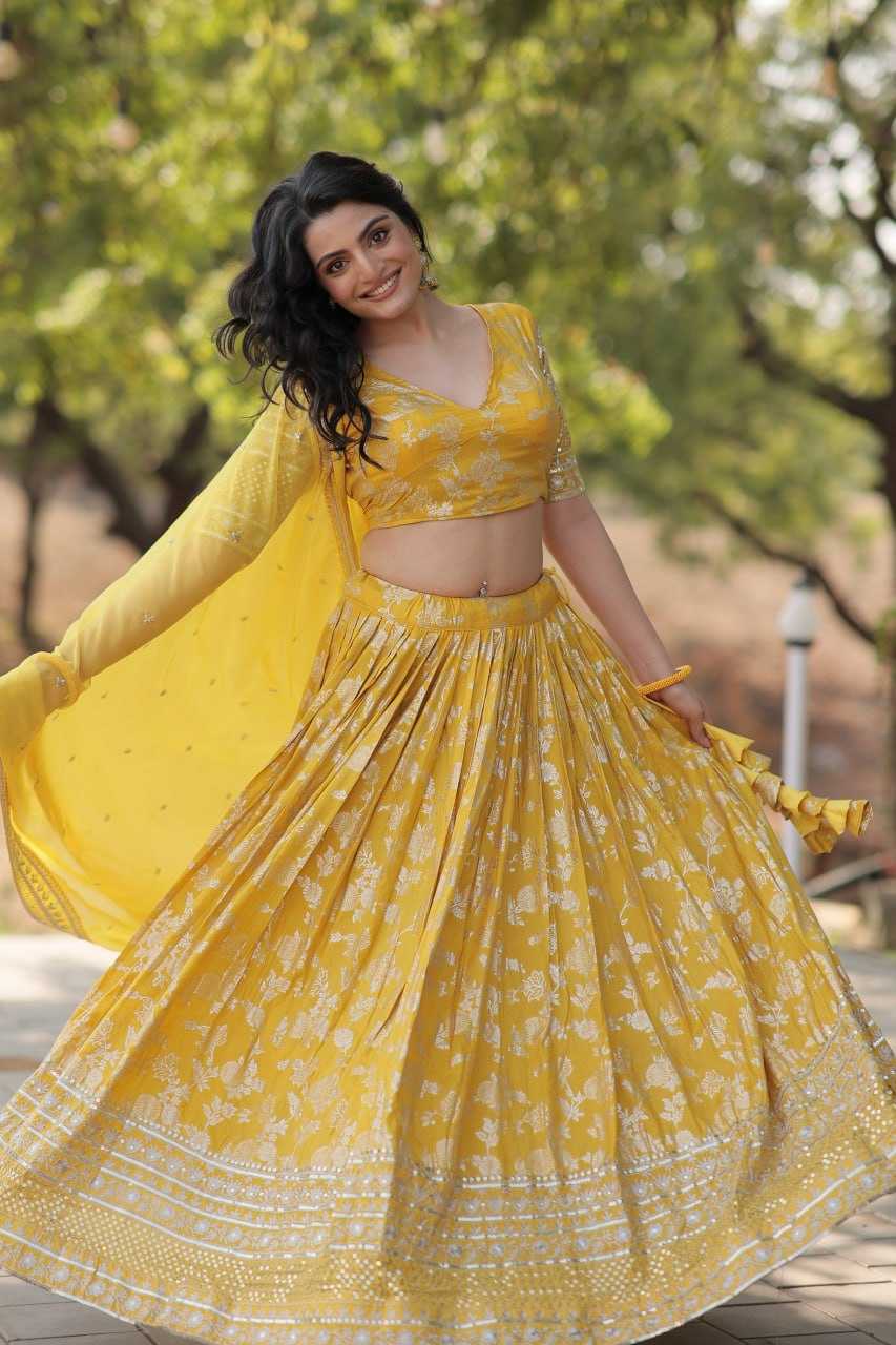 YNF VISCOSE KESH132 7080 LEHENGAS WHOLESALE FANCY TRADITIONAL EMBROIDERED LEHENGAS MANUFACTURER    