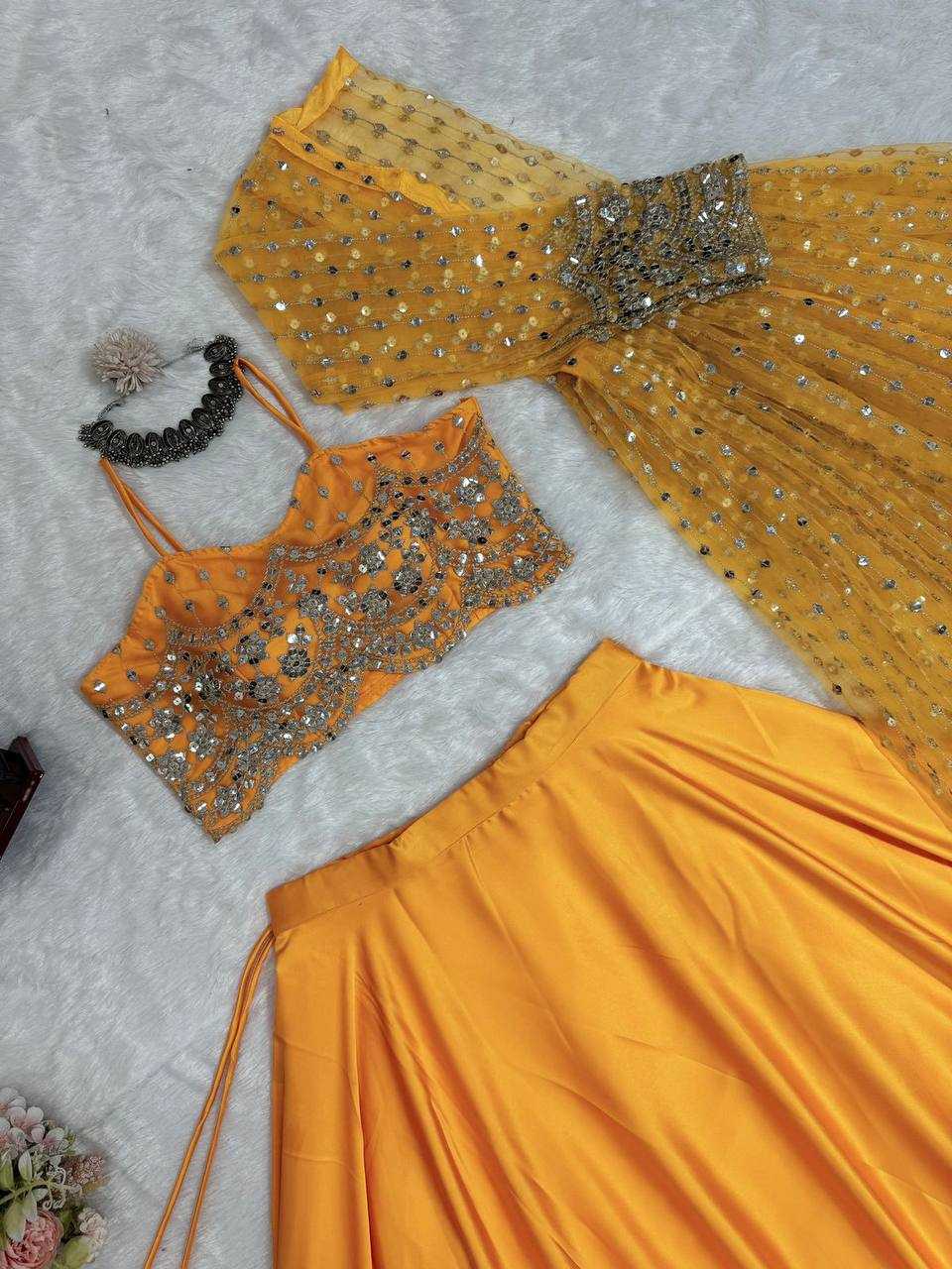 YNF JAPAN SARTIN RIN162 275 LEHENGAS WHOLESALE DESIGNER FANCY TRADITIONAL LEHENGA MANUFACTURER   