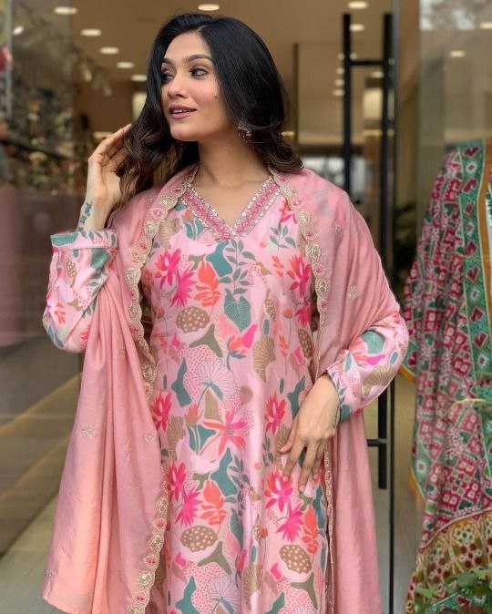 YNF MUSLIN SMC 02 SUITS & DRESSES WHOLESALE LADIES DRESSES PRINTED SUITS EMANUFACTURER