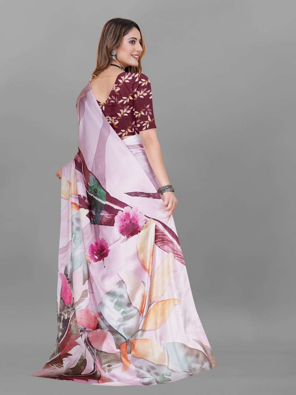 YNF CREPE SRRT JAPAN CRAPE7 SAREES WHOLESALE PRINTED LADIES CREPE SATIN SAREES MANUFACTURER