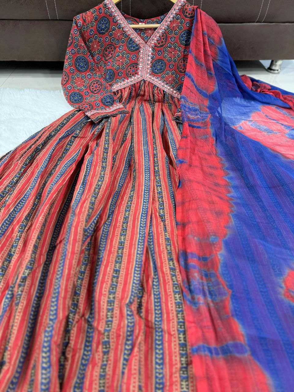 YNF PURE COTTON JNC 252 GOWNS WHOLESALE PRINTED ANARKALI GOWNS MANUFACTURER