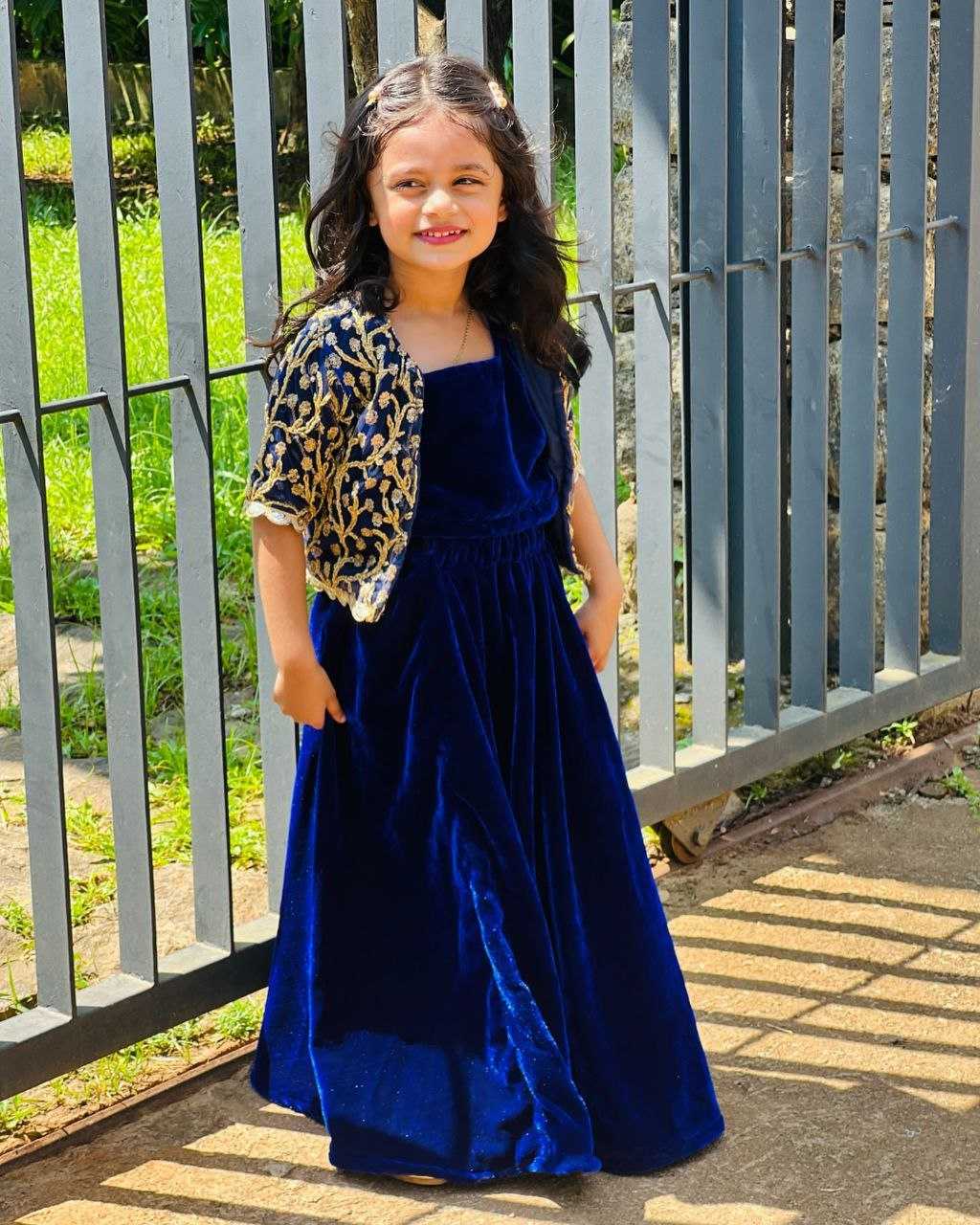 YNF VELVET BAB 28 KIDS WEAR WHOLESALE KIDS LEHENGAS MANUFACTURER