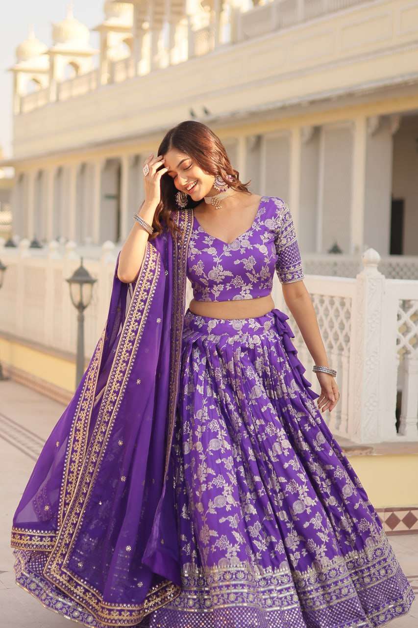 YNF VISCOSE KESH132 7080 LEHENGAS WHOLESALE FANCY TRADITIONAL EMBROIDERED LEHENGAS MANUFACTURER    