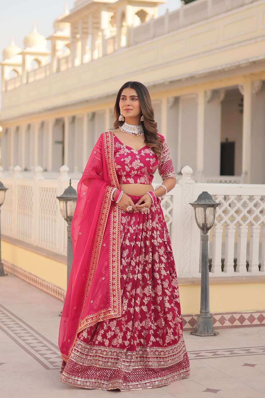 YNF VISCOSE KESH132 7080 LEHENGAS WHOLESALE FANCY TRADITIONAL EMBROIDERED LEHENGAS MANUFACTURER    