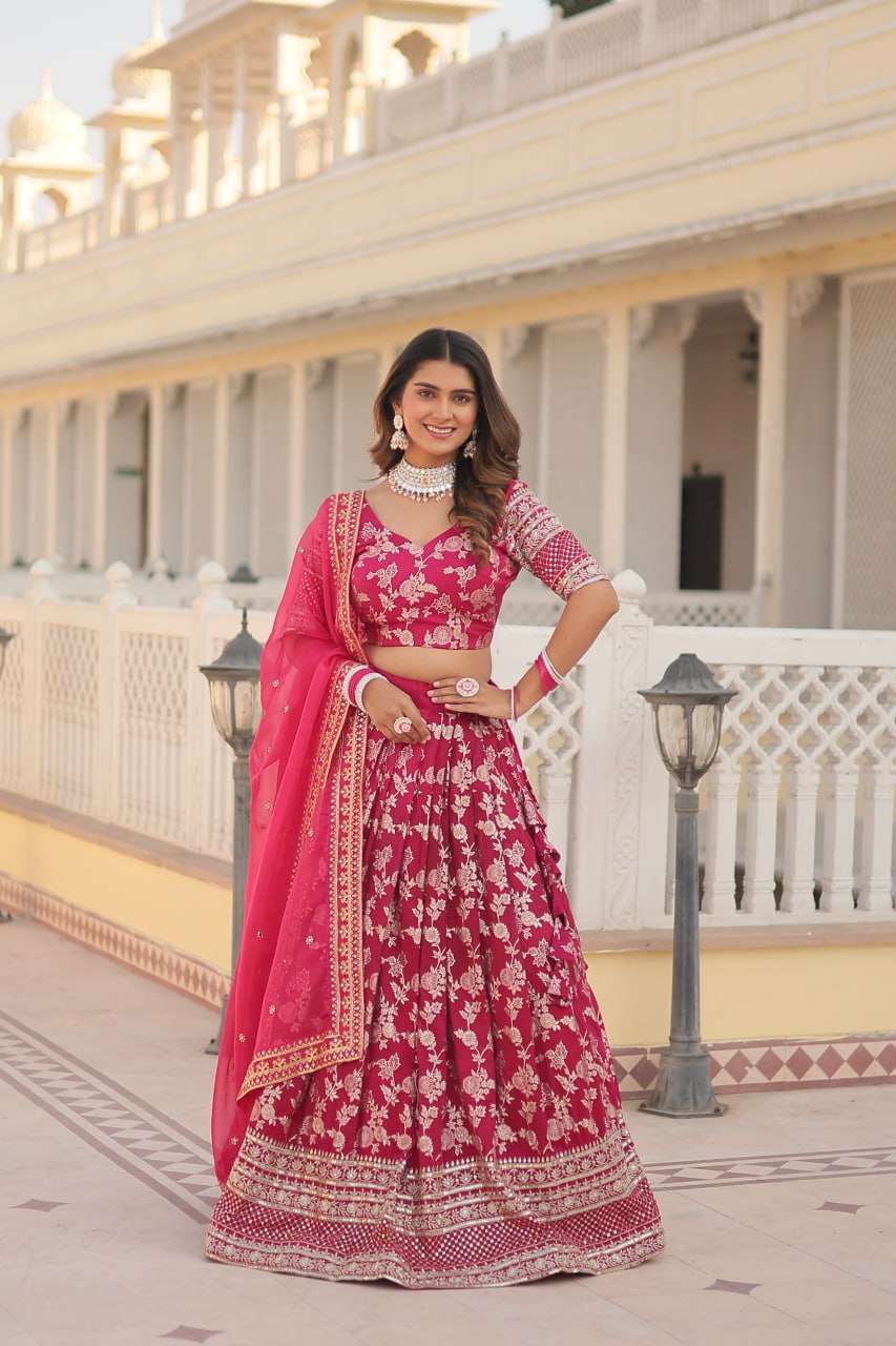 YNF VISCOSE KESH132 7080 LEHENGAS WHOLESALE FANCY TRADITIONAL EMBROIDERED LEHENGAS MANUFACTURER    