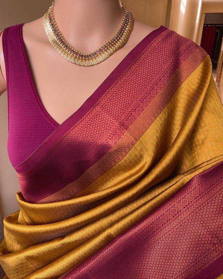 YNF BANARASI SOFT SILK RIN179 668 SILK SAREES WHOLESALE BANARASI SILK KERALA KASAVU ZARI BORDER SILK SAREES MANUFACTURER - Deevit International