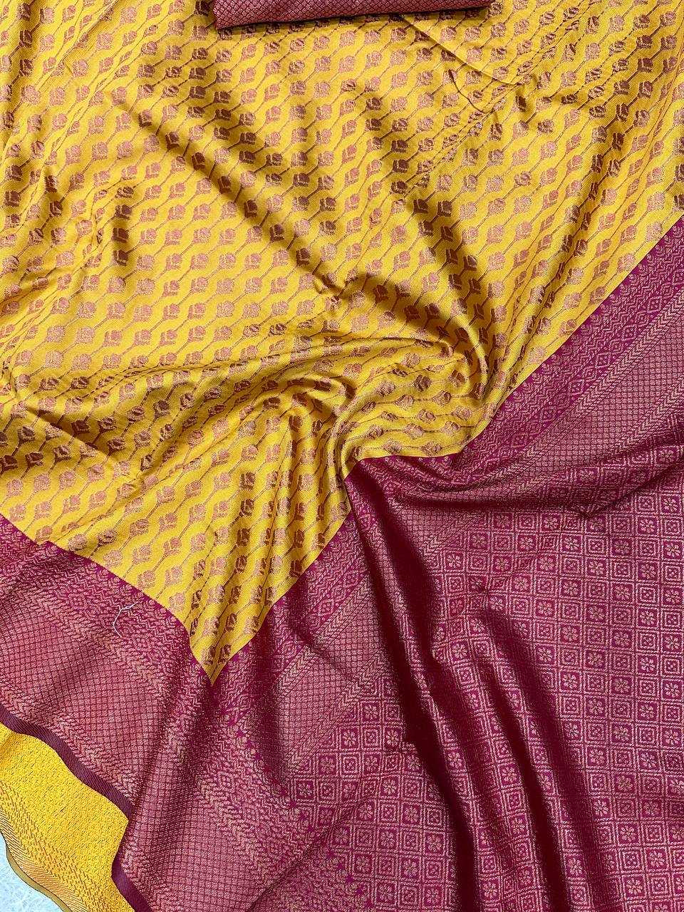 YNF BANARASI SOFT SILK RIN179 668 SILK SAREES WHOLESALE BANARASI SILK KERALA KASAVU ZARI BORDER SILK SAREES MANUFACTURER - Deevit International