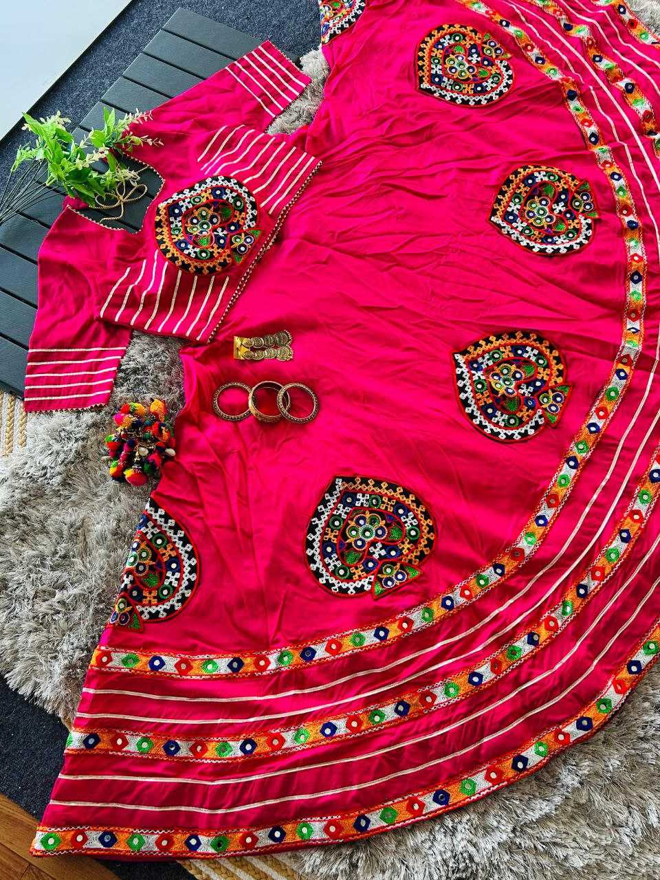 YNF HEAVY RAYON RIN202 566A LEHENGAS WHOLESALE TRADITIONAL CHANIYA CHOLI LEHENGAS MANUFACTURER