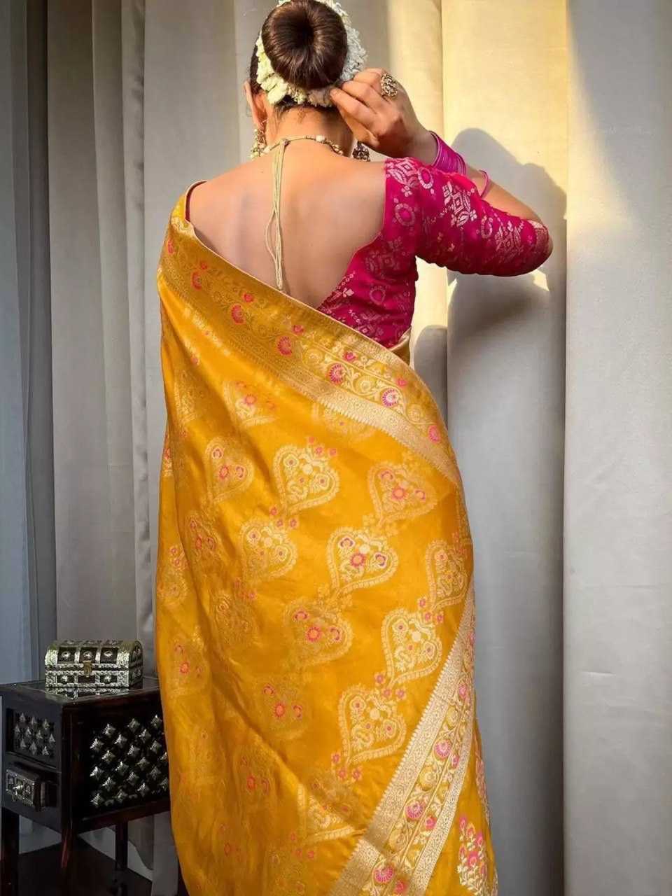 YNF SOFT SILK RIN132 157 SILK SAREES WHOLESALE BANARASI SILK SOFT SILK PURE ZARI SILK SAREE FOR WEDDINGS SAREES MANUFACTURER - Deevit International