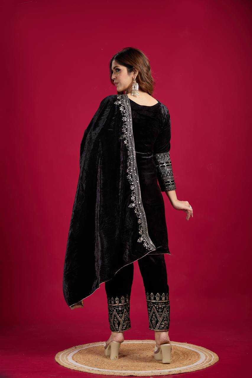 YNF VELVET KESH123 5017 SUITS & DRESSES WHOLESALE VELVET EMBROIDERY LONG KURTI BLACK SUITS MANUFACTURE  - Deevit International