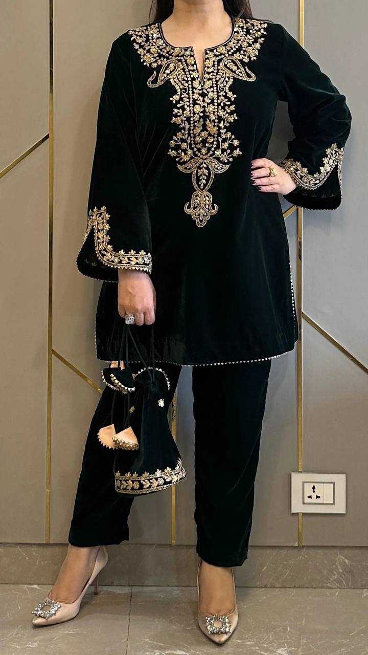 YNF VELVET KESH123 5104 SUITS & DRESSES WHOLESALE FESTIVE FANCY EMBROIDERED SILK FULL SLEEVE SUITS MANUFACTURER