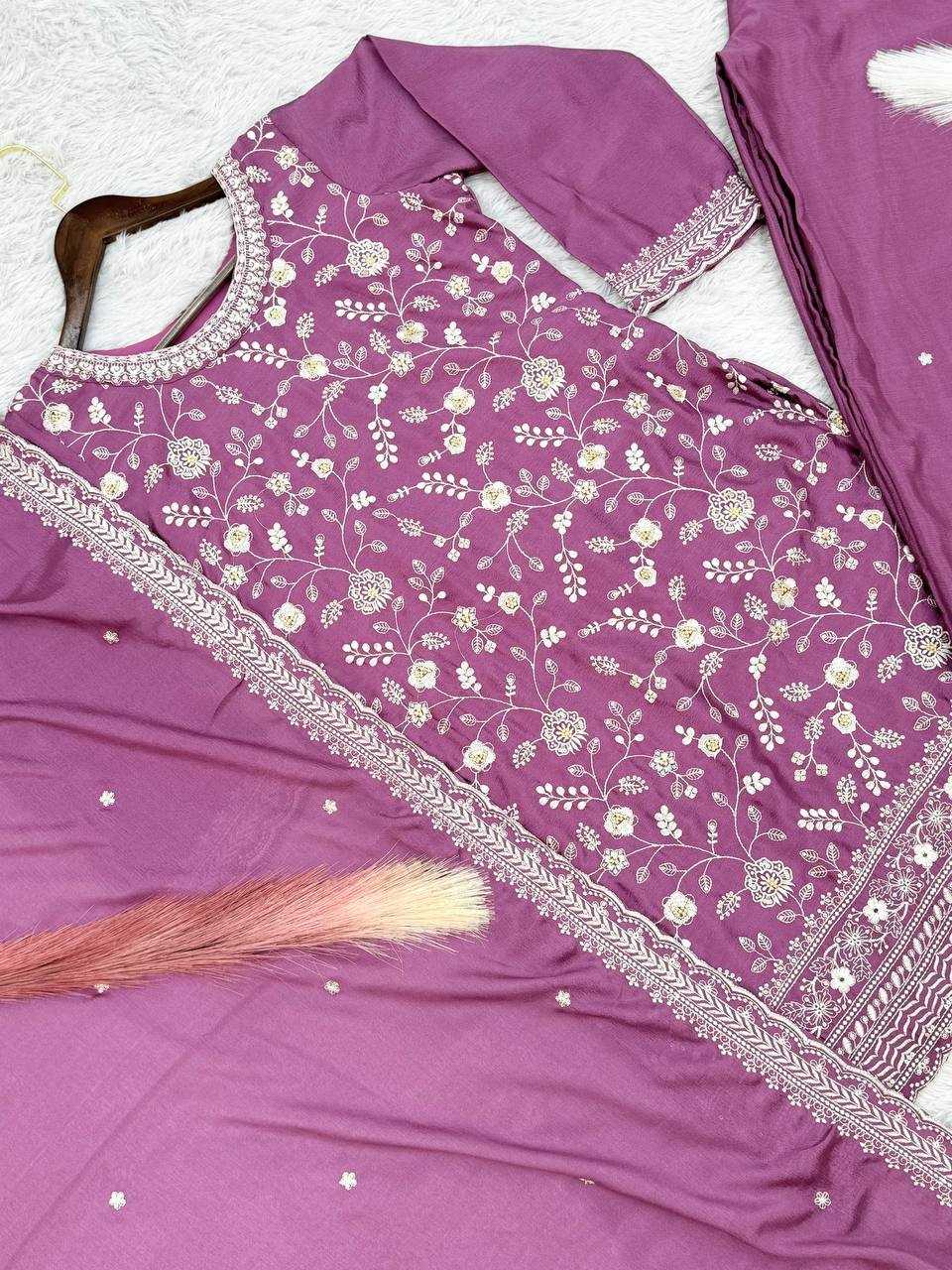 YNF CHINON SILK KESH157 1667 SUITS & DRESSES WHOLESALE EMBROIDERY PALAZZO LADIES SILK WEDDING SUITS MANUFACTURER - Deevit International