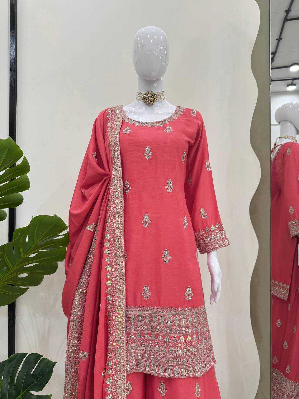 YNF CHINON SILK RIN169 5784 SUITS & DRESSES WHOLESALE EMBROIDEREY WEDDING PALAZOO SILK SUITS MANUFACTURE - Deevit International