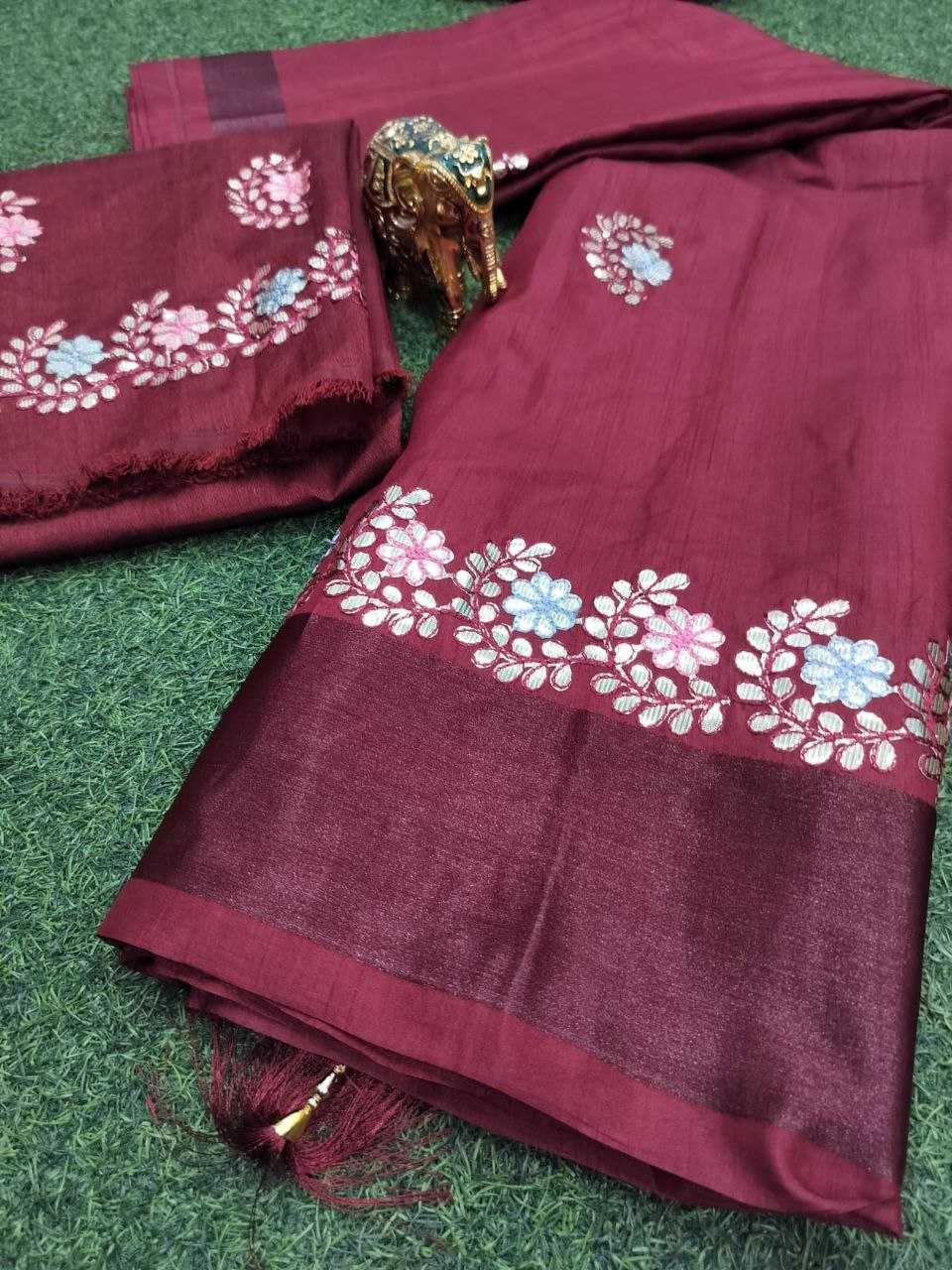 YNF DOLA SILK KESH179 AHB107 SILK SAREES WHOLESALE DOLA SILK ZARI BORDERED SILK MAROON SILK SAREES MANUFACTURER - Deevit International