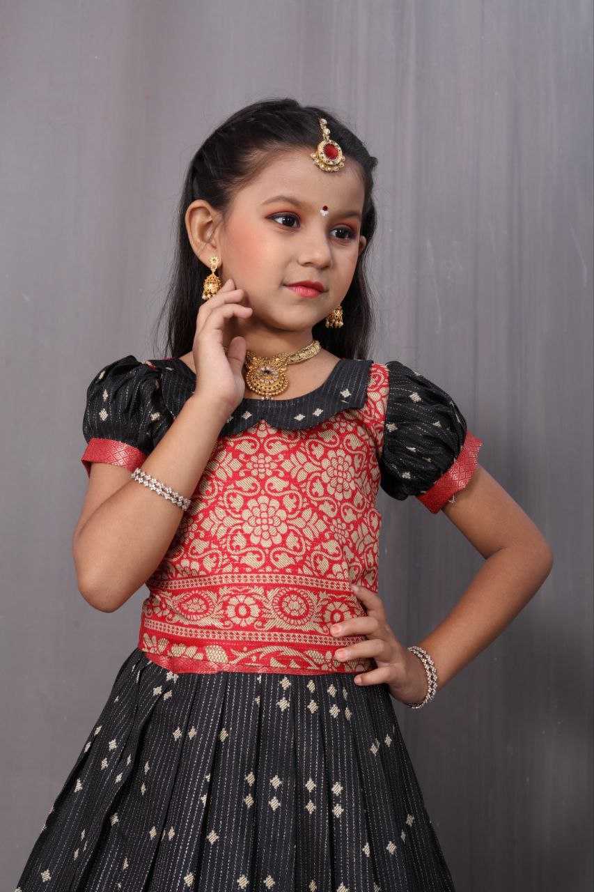 YNF DOLA SILK KESH189 VET15 KIDS WEAR WHOLESALE KIDS LEHENGA KIDS TRADITIONAL OUTFITS KIDS LEHENGA CHOLI KIDS FESTIVE WEAR KIDS WEDDING OUTFITS MANUFACTURER - Deevit International